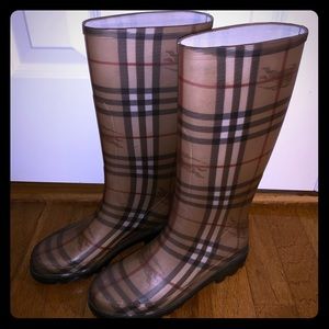 Authentic Burberry rain boots